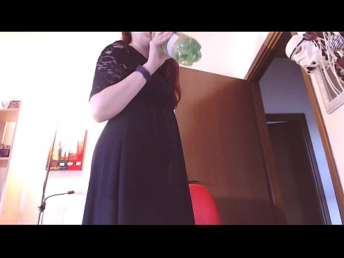 ❤️ スケベで甘美なパンティが大好きな従順な奴隷が、この動画を見てオナニーを強要される! ️❌ ジャストポルノ ❌️